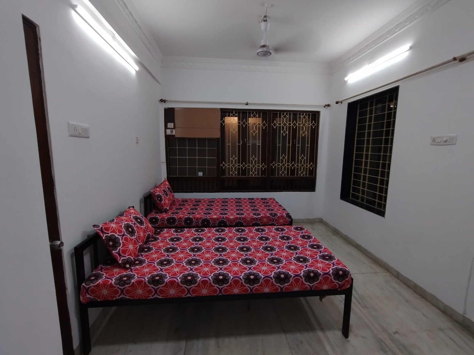 GharApna PG Bhandup — Common Area